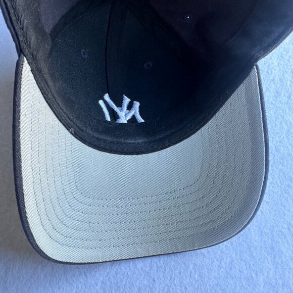 New York Yankees '47 Brand Hat Cap Youth Black Adjustable Hook and Loop Cotton - Picture 7 of 7